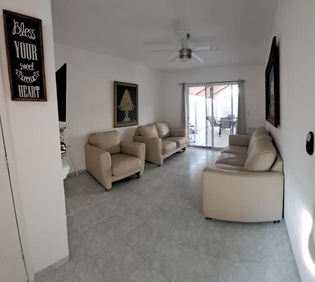 Villa Casa Monik, A Dos Pasos De La Playa Cancún Exterior foto